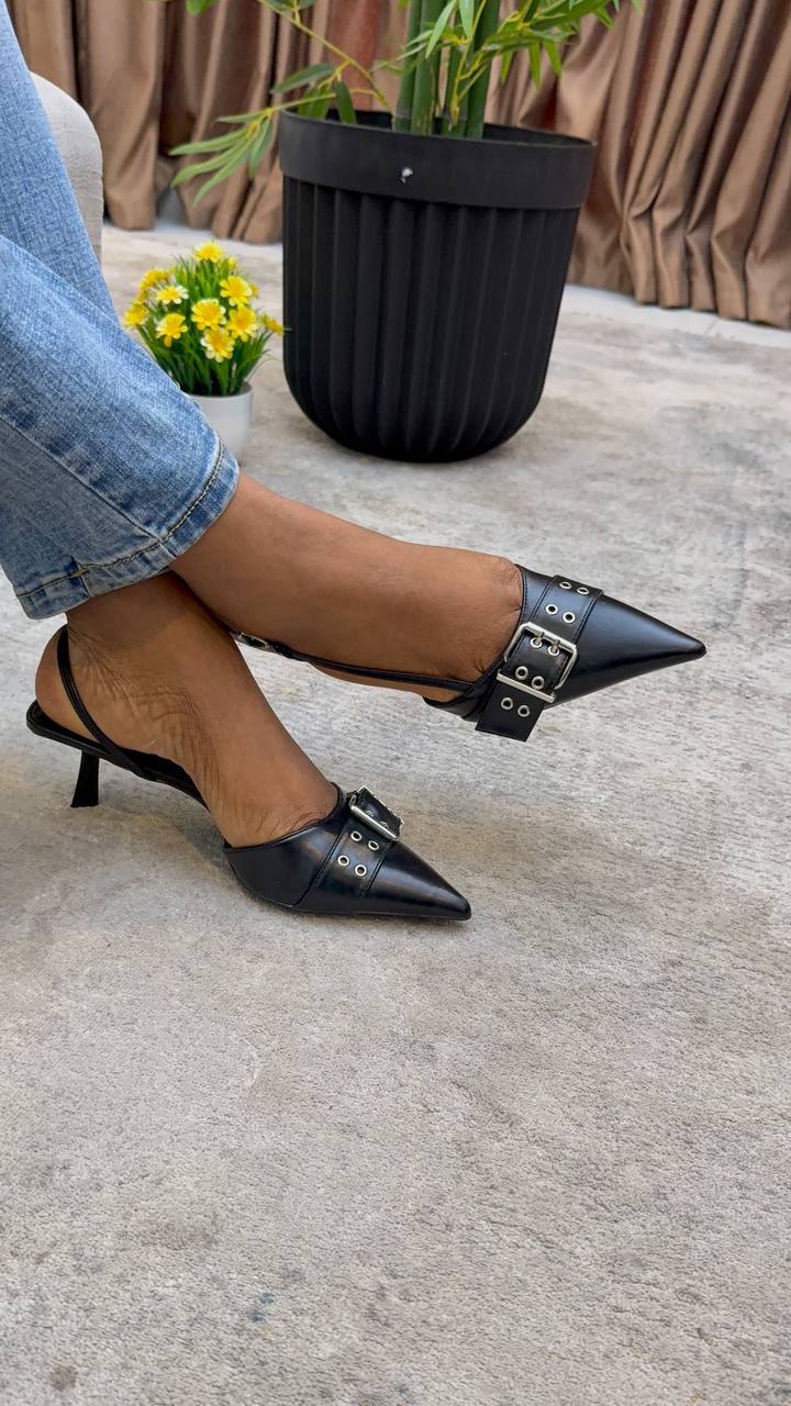 Laura Pumps
